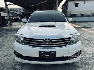 2012 Toyota FORTUNER 3.0 V SUV