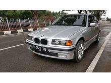 1997 BMW 318i 1.8 E36 1.8 Manual Sedan