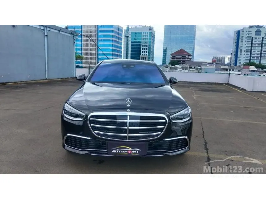 2023 Mercedes-Benz S450L Luxury 4MATIC Sedan