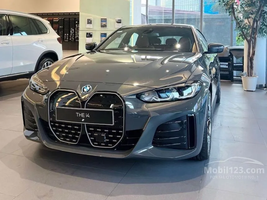Jual Mobil BMW i4 2022 eDrive40 M Sport di DKI Jakarta Automatic Gran ...