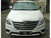 GRAND INNOVA E Manual 2014 White Pertalite