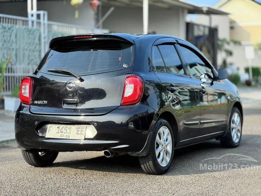 2013 Nissan March XS Hatchback