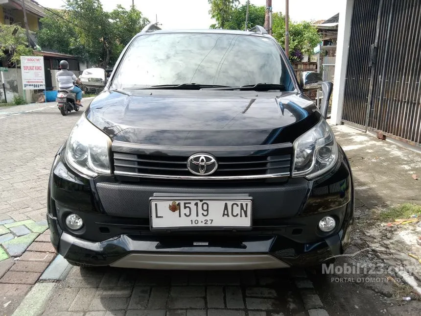 Jual Mobil Toyota Rush 2015 TRD Sportivo 1.5 di Jawa Timur Automatic SUV Hitam Rp 165.000.000