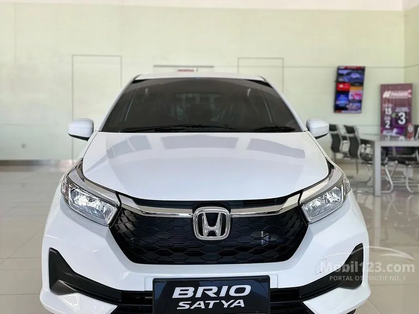 Jual Mobil Honda Brio 2024 E Satya 1.2 di DKI Jakarta Automatic Hatchback Putih Rp 198.300.000