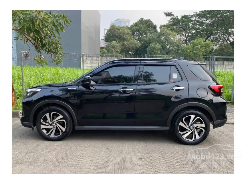 2025 Toyota Raize GR Sport (1 Tone) SUV