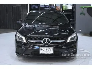 2017 Mercedes-Benz CLA200 1.6 Urban Sedan