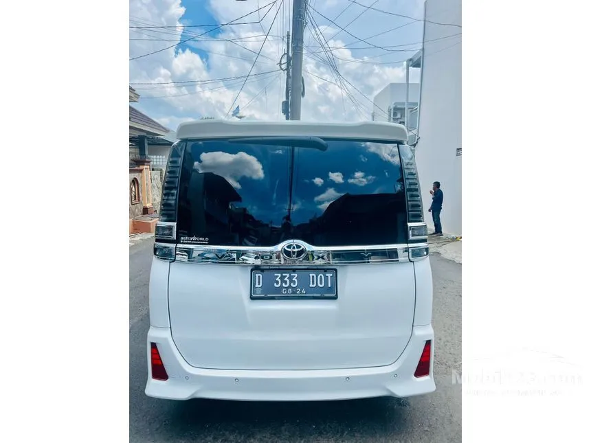 2019 Toyota Voxy Wagon