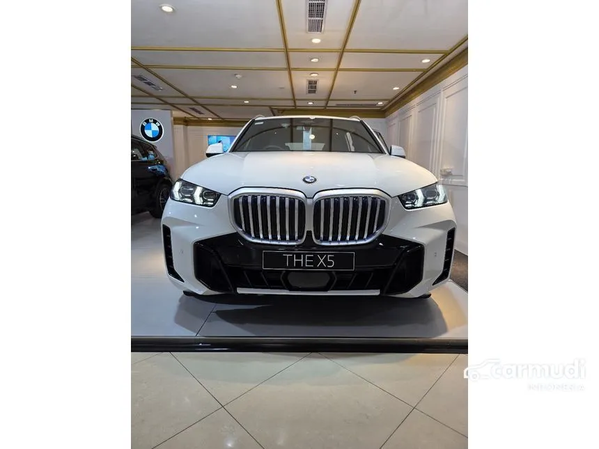 2025 BMW X5 xDrive40i M Sport SUV