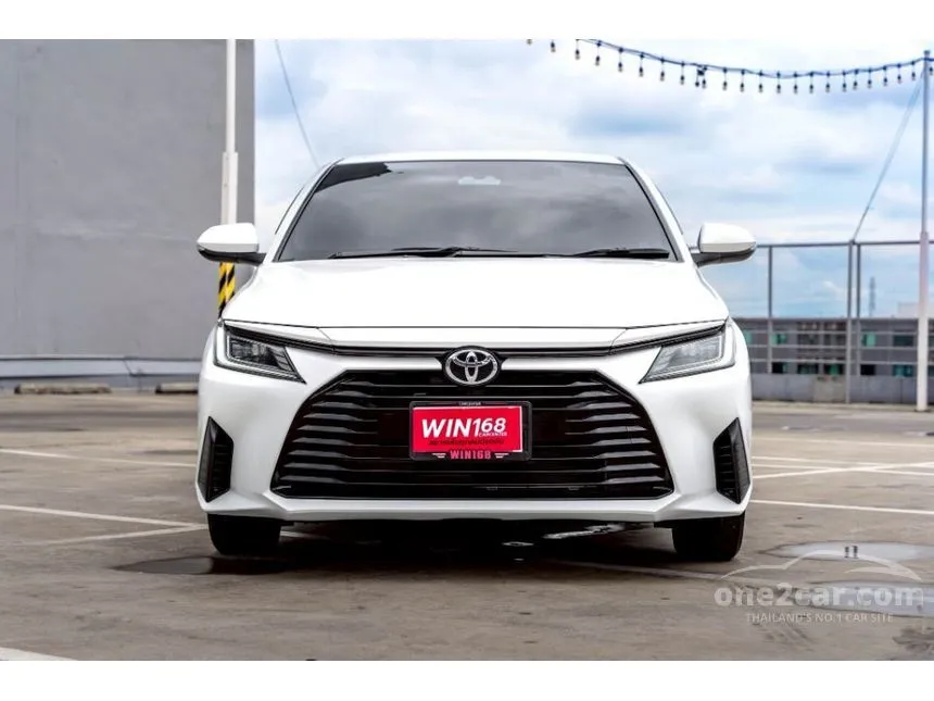 2023 Toyota Yaris Ativ Smart Sedan