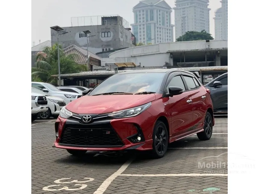 Jual Mobil Toyota Yaris 2023 S GR Sport 1.5 di Banten Automatic Hatchback Merah Rp 317.200.000