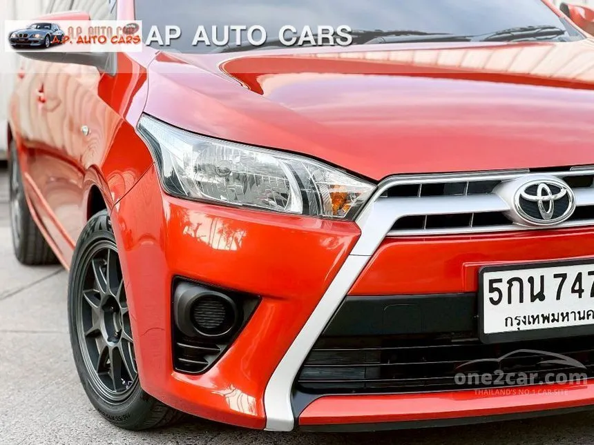 2016 Toyota YARIS E Hatchback