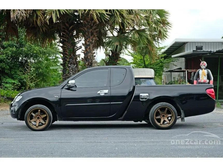 2014 Mitsubishi Triton GLX Pickup