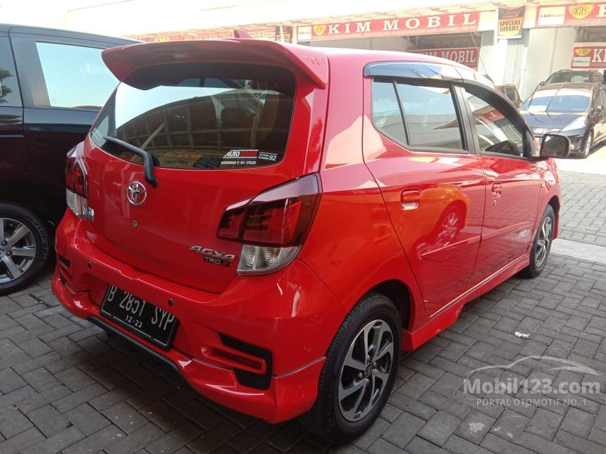 Agya TRD Sportivo Silver 2018: Perpaduan Gaya dan Performa di Kelas LCGC