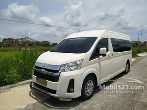 2023 Toyota Hiace 2.8 Premio Van