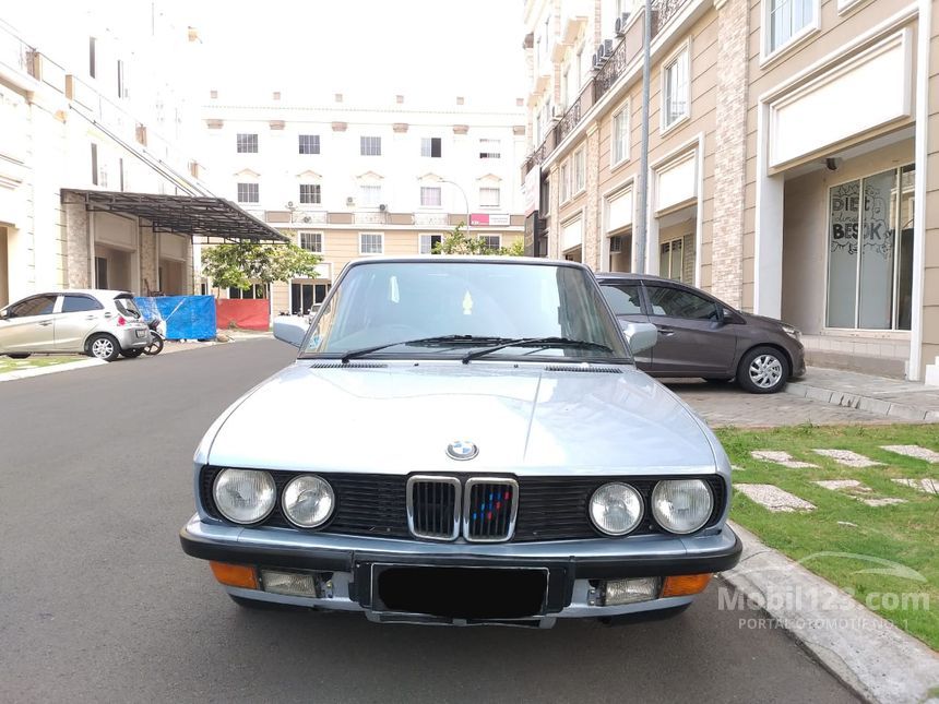 Jual Mobil BMW 520i 1988 E28 2.0 di DKI Jakarta Automatic Sedan Silver ...