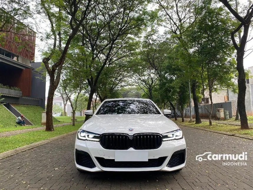 2023 BMW 520i M Sport Sedan