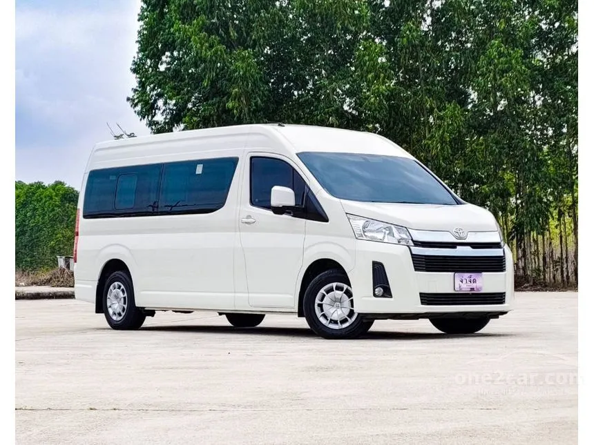 2020 Toyota Commuter Van
