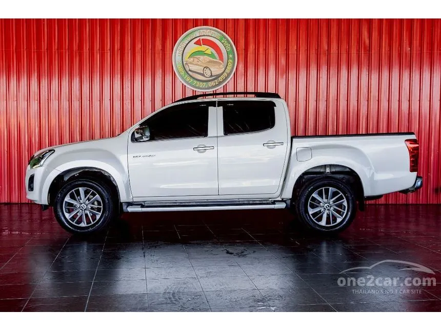 2017 Isuzu D-MAX Hi-Lander Z-Prestige Cab-4 Pickup