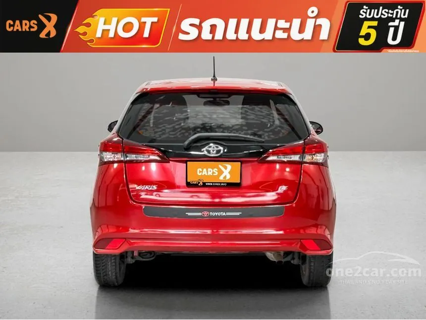 2017 Toyota YARIS E Hatchback