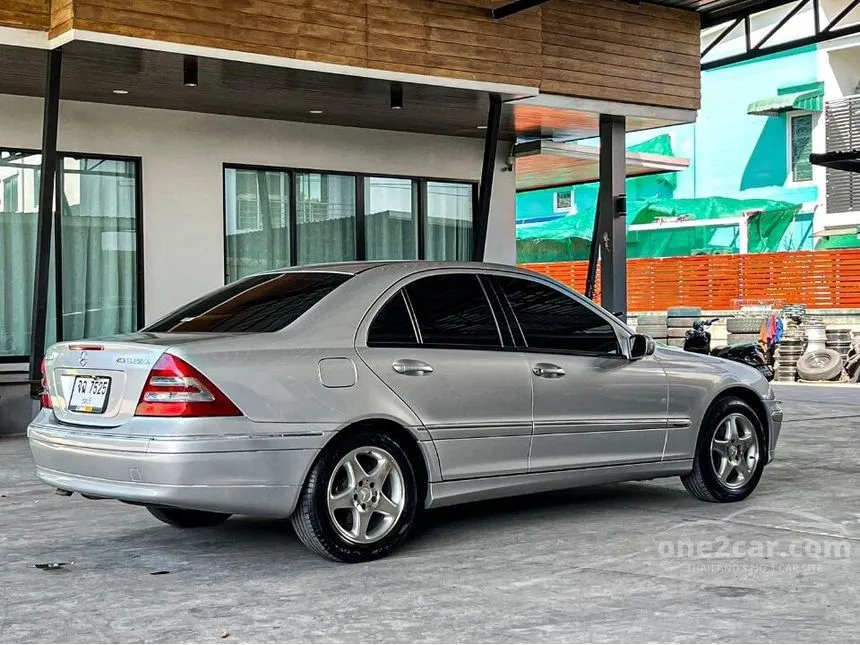 2001 Mercedes-Benz C200 Kompressor Elegance Sedan