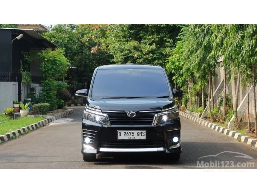 Jual Mobil Toyota Voxy 2014 2.0 di DKI Jakarta Automatic Wagon Hitam Rp 260.000.000
