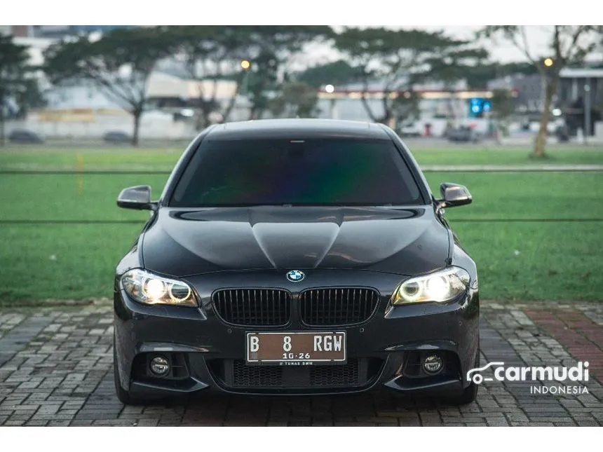 2016 BMW 528i Luxury Sedan