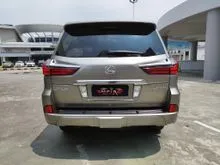 2016 Lexus LX 570 5.7 SUV