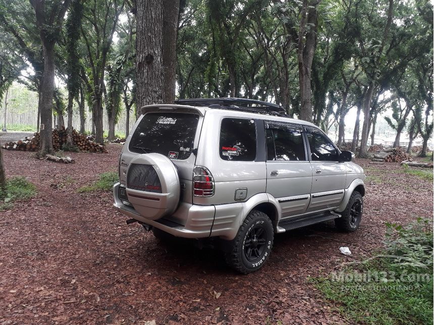 2005 Isuzu Panther GRAND TOURING SUV