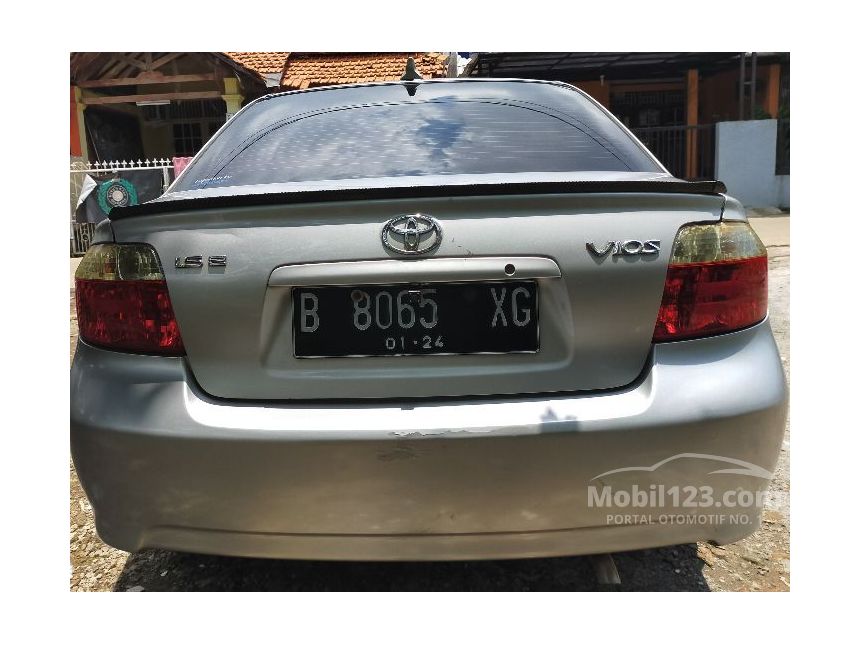 Jual Mobil Toyota Vios 2003 E 1.5 di DKI Jakarta Manual Sedan Silver Rp 