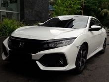 2017 Honda Civic 1.5 E Hatchback TURBO (174 hp) Tangan Satu Dari Baru Orsinil Km 30rb Masih Garansi Resmi Honda Kredit DP Disesuaikan Pasca New Normal
