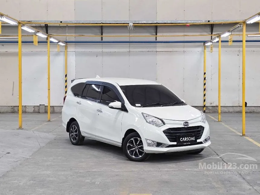 2018 Daihatsu Sigra R Deluxe MPV