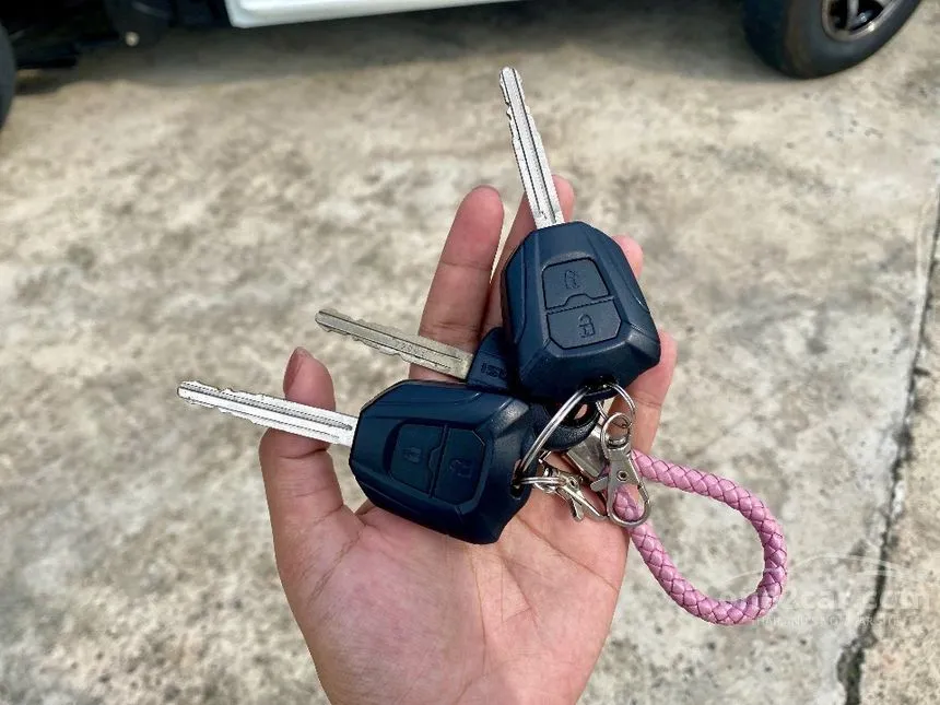 2020 Isuzu D-MAX S Spark Pickup