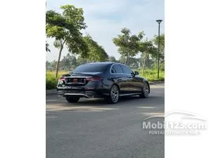 2022 Mercedes-Benz E300 2.0 AMG Line Sedan
