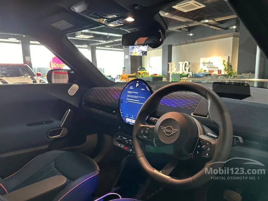 2025 MINI Aceman SE Hatchback