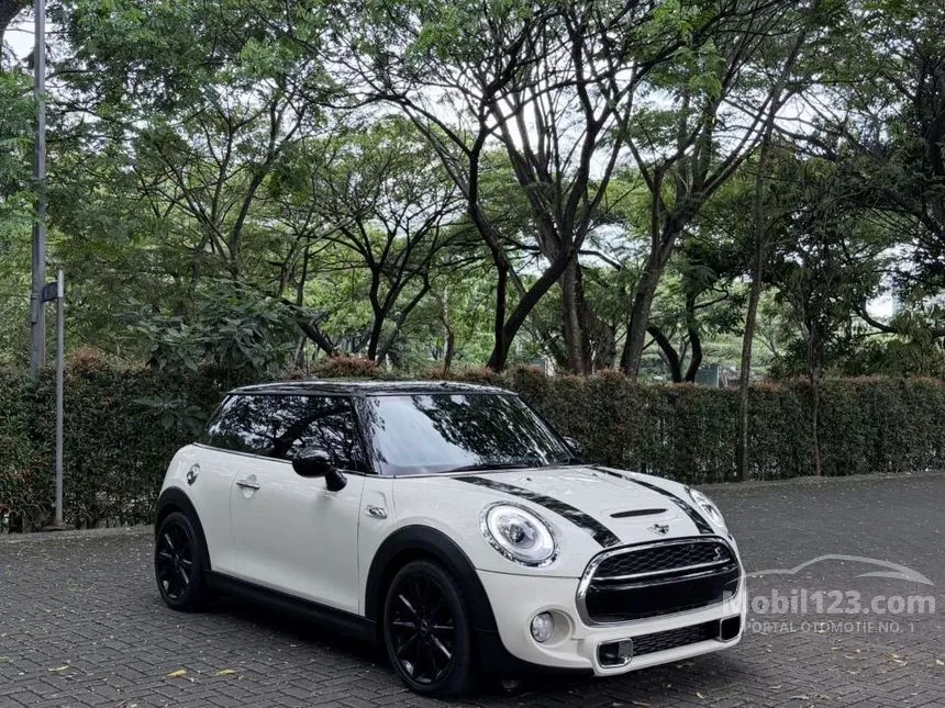 2014 MINI Cooper S 3 Door Hatchback