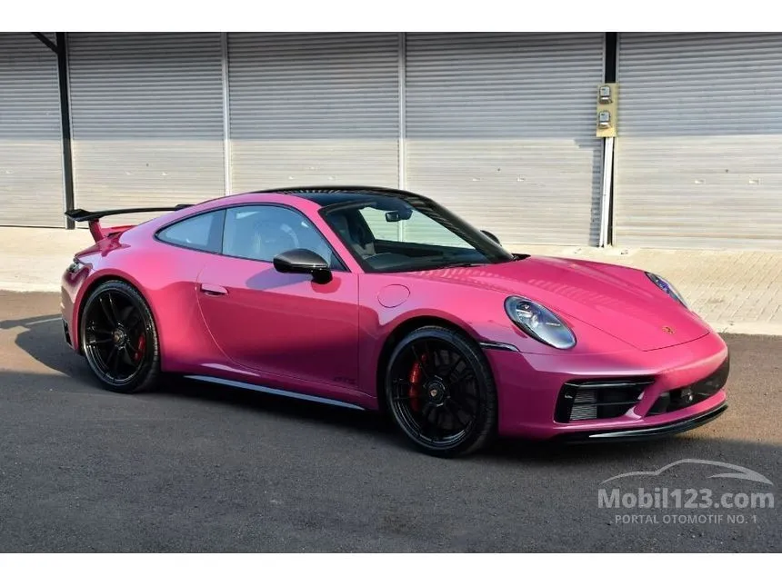 2023 Porsche 911 Carrera GTS Coupe