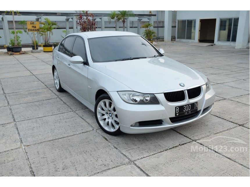  Jual Mobil BMW 320i 2008  E90 2 0 di DKI Jakarta Automatic 