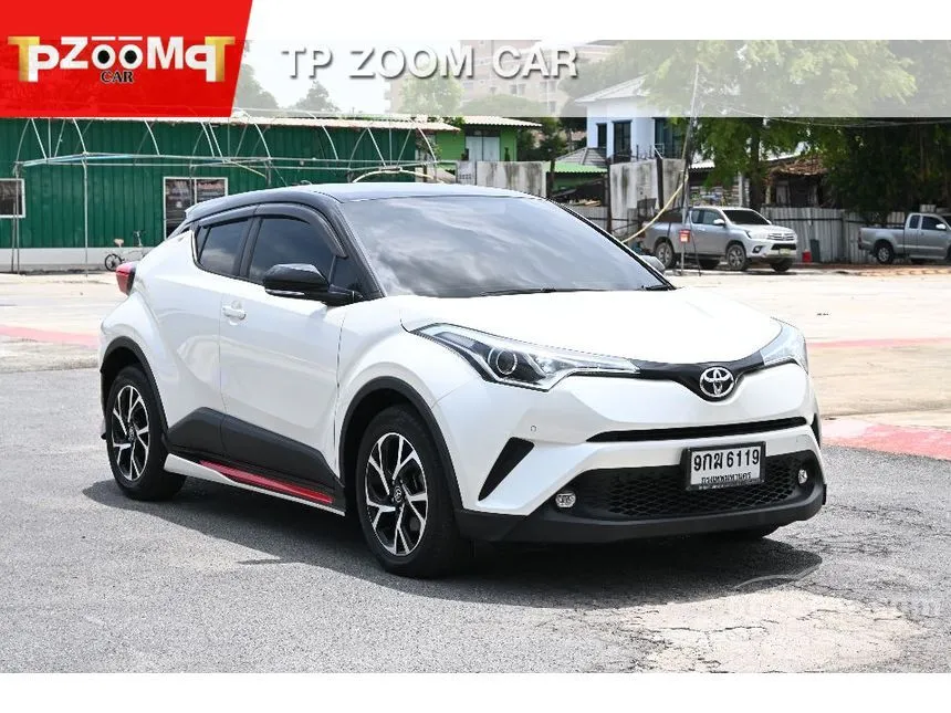 2019 Toyota C-HR Mid SUV