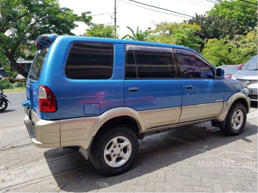 Jual Mobil  Isuzu  Panther  2004 TOURING  2 5 di Jawa  Timur  