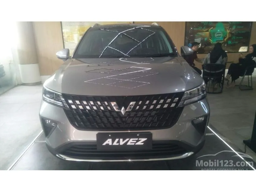 Jual Mobil Wuling Alvez 2024 EX 1.5 di Banten Automatic Wagon Silver Rp 285.000.000