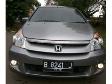 Honda stream 2004, 2.0 At, dobel blower, dijual buat beli grand livina!