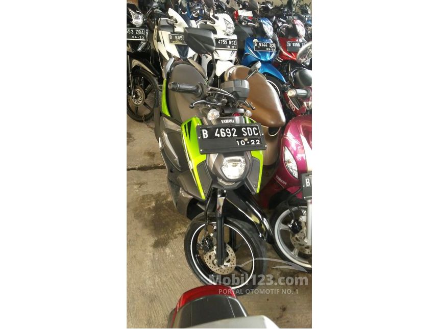 Jual Motor  Yamaha X  Ride  2017 0 1 di Jawa Barat Automatic 