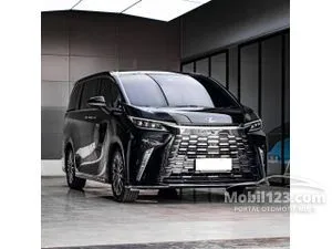 2024 Lexus LM 350h 2.5 4 Seater MPV