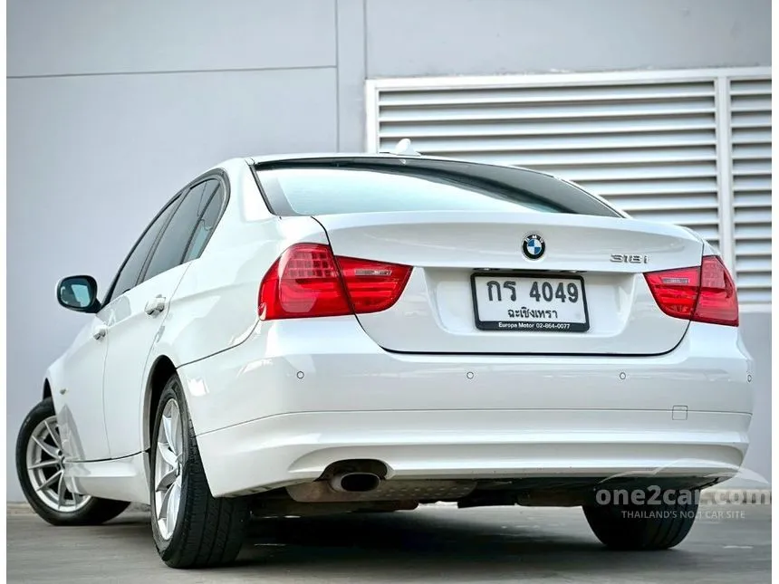 2010 BMW 318i Sedan