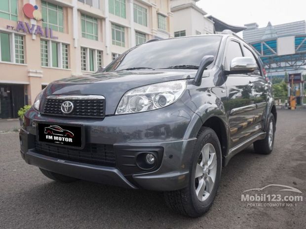  Toyota Rush TRD Sportivo Mobil Tahun 2014-2014 bekas dijual di 