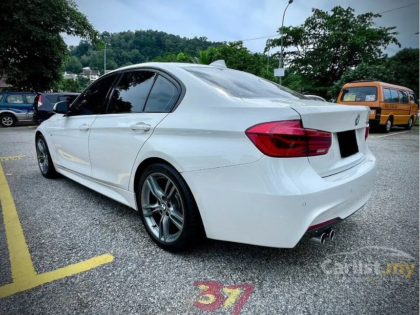 2018 BMW 320i M-SPORT Sedan