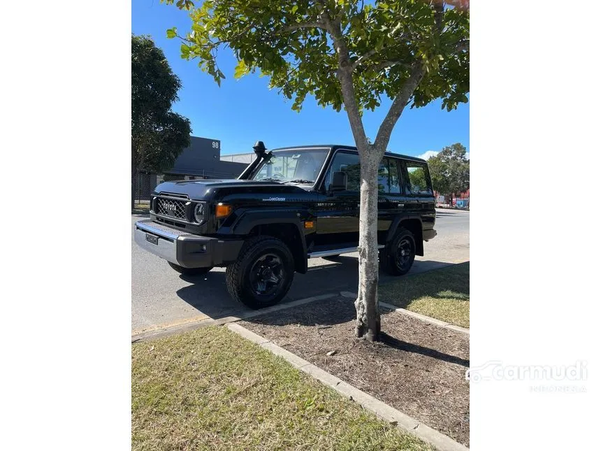 2024 Toyota Land Cruiser 70 GXL SUV