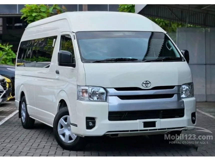 Jual Mobil Toyota Hiace 2024 Commuter 3.0 di DKI Jakarta Manual Van Wagon Putih Rp 554.800.000