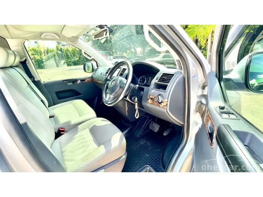 2015 Volkswagen Caravelle TDi Van