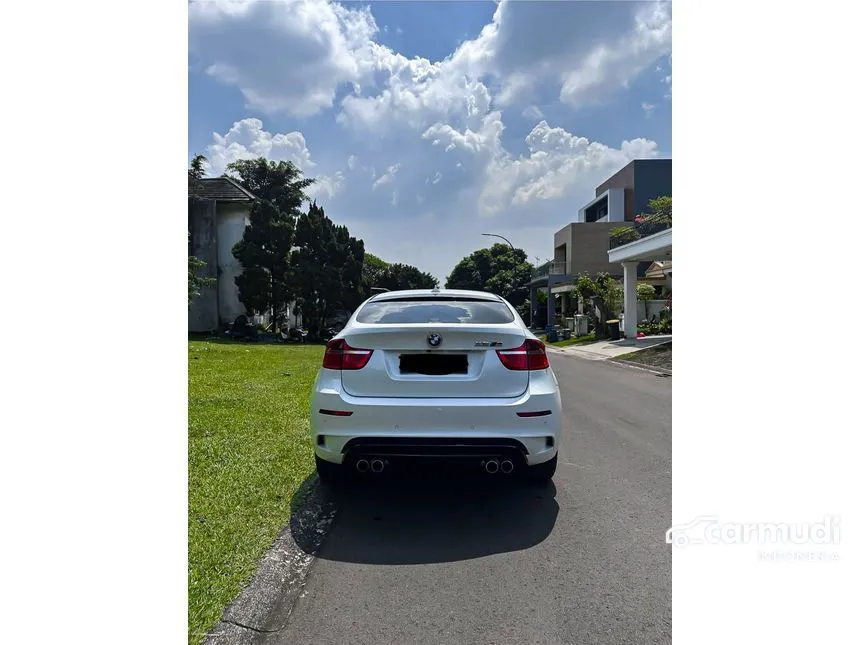 2010 BMW X6 M SUV